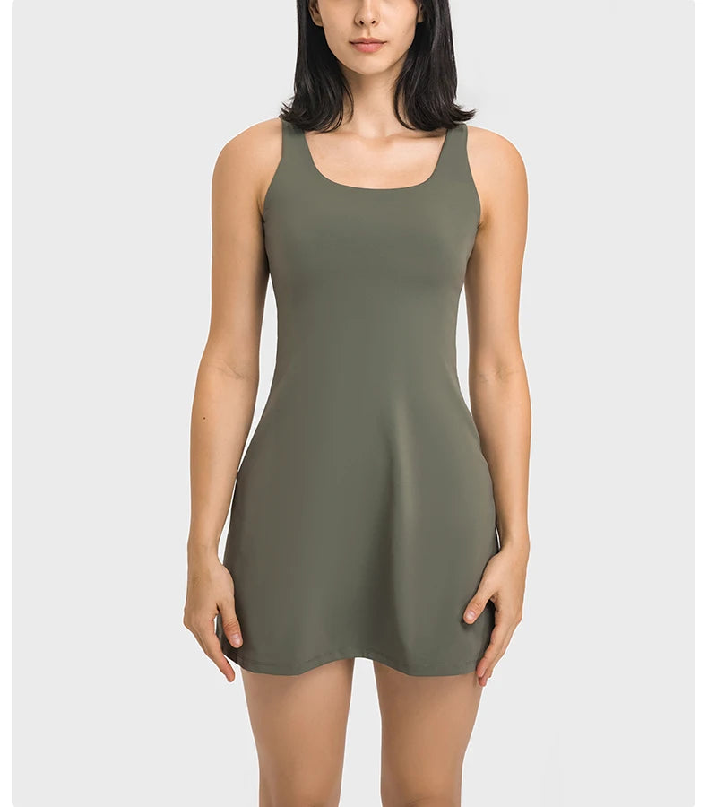 Women's Backless Tennis Dress - Built-in Bra & Shorts